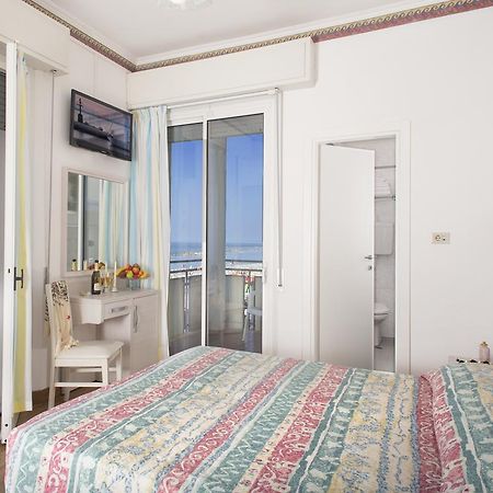 Hotel Titanus Bellaria-Igea Marina Dış mekan fotoğraf