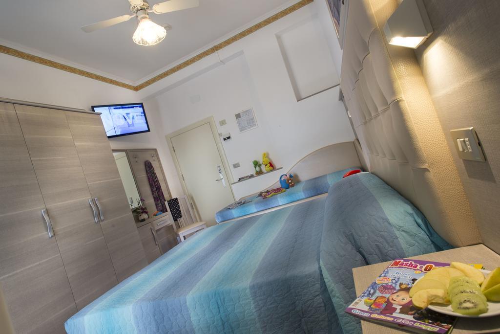 Hotel Titanus Bellaria-Igea Marina Dış mekan fotoğraf