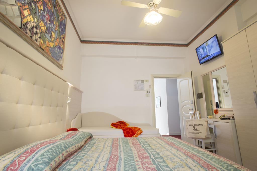 Hotel Titanus Bellaria-Igea Marina Dış mekan fotoğraf