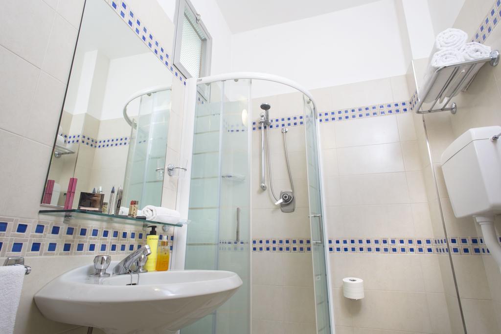 Hotel Titanus Bellaria-Igea Marina Dış mekan fotoğraf