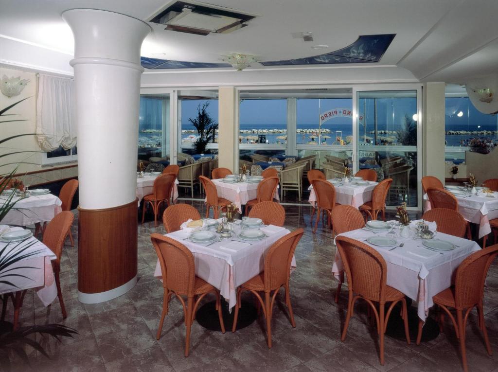 Hotel Titanus Bellaria-Igea Marina Dış mekan fotoğraf